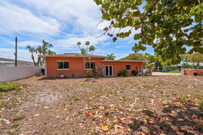 630-650 79th Ave, St Pete Beach, FL 33706