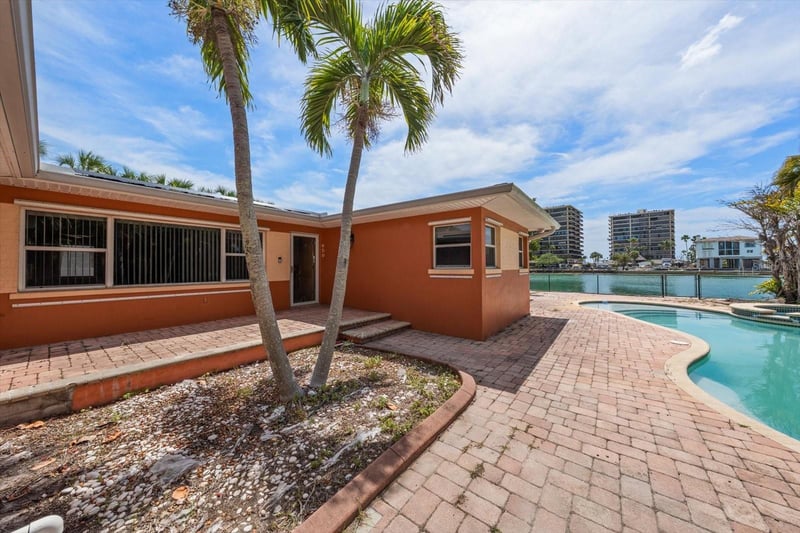 630-650 79th Ave, St Pete Beach, FL 33706