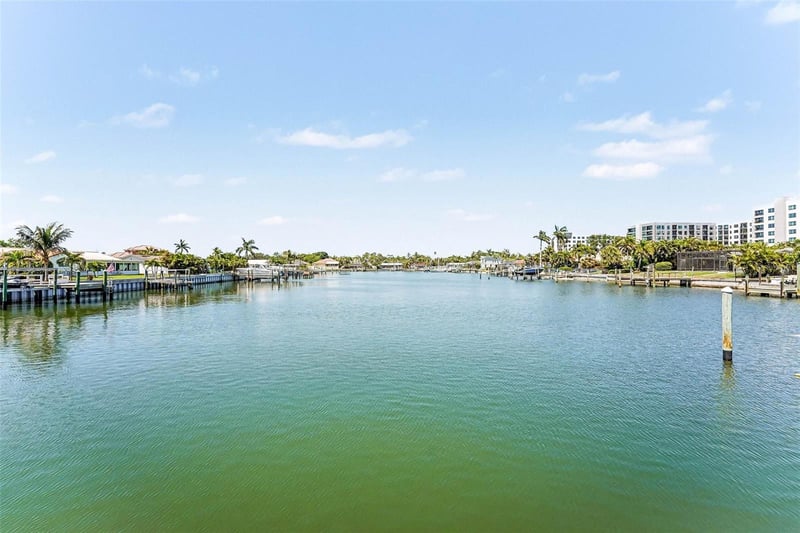 3753 46th Ave #7, St Petersburg, FL 33711