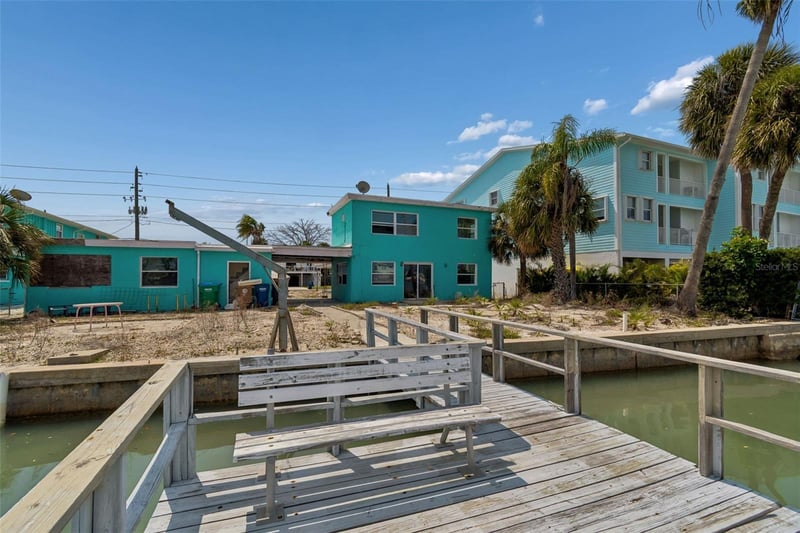 14257 Bayshore Dr, Madeira Beach, FL 33708