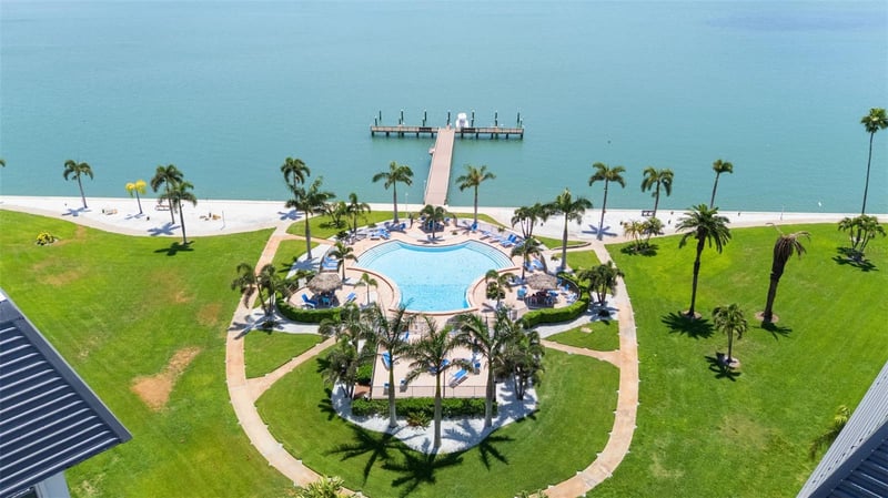 5130 Brittany Dr #505, St Petersburg, FL 33715