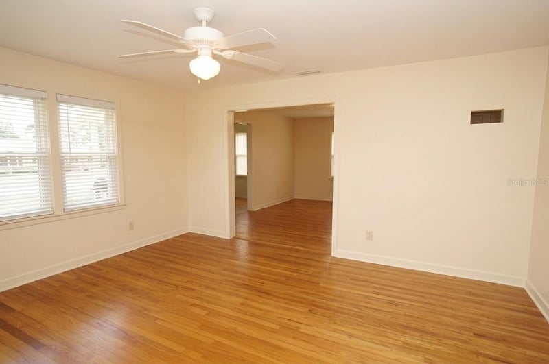 305 Audubon Ave, Tampa, FL 33609