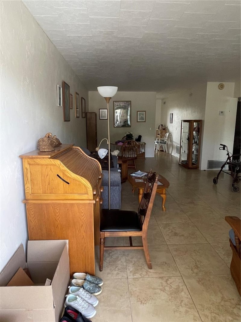 4144 57th St #269, Kenneth City, FL 33709