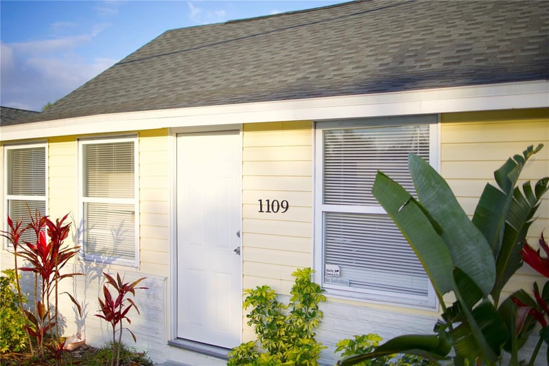 1109 Blanche B Littlejohn Trl, Clearwater, FL 33755