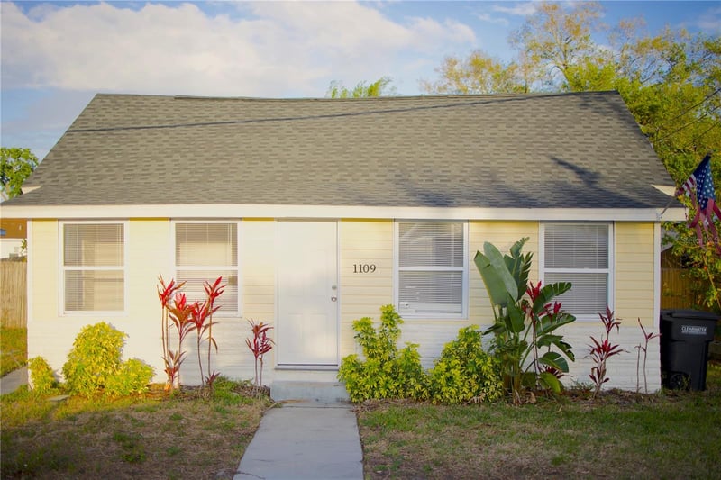 1109 Blanche B Littlejohn Trl, Clearwater, FL 33755