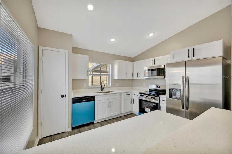 9022 Sheldon Chase Dr, Tampa, FL 33635