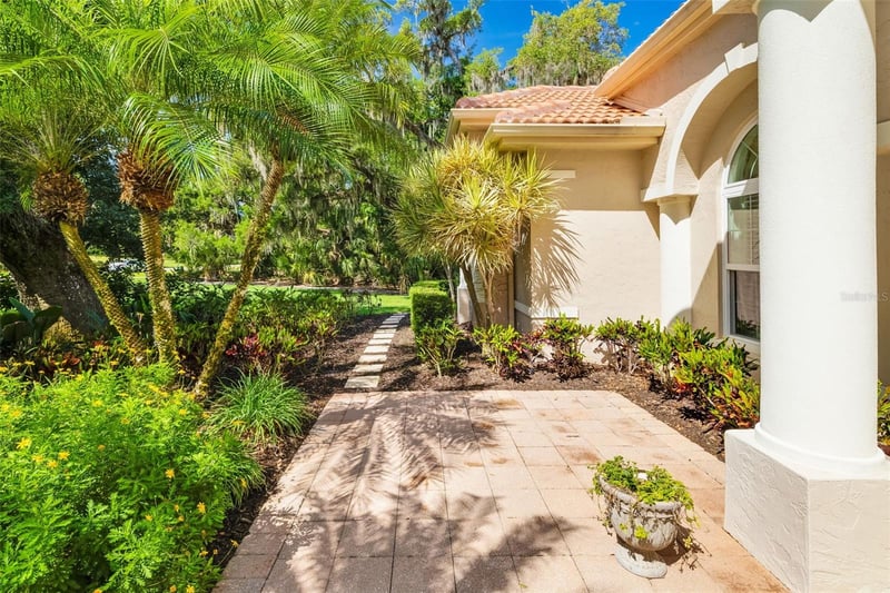 2660 Dick Wilson Dr, Sarasota, FL 34240