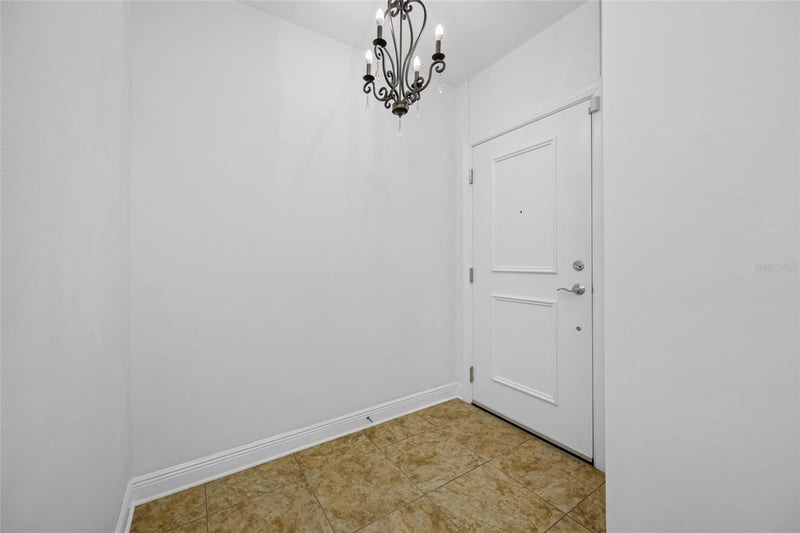 628 Cleveland St #1313, Clearwater, FL 33755