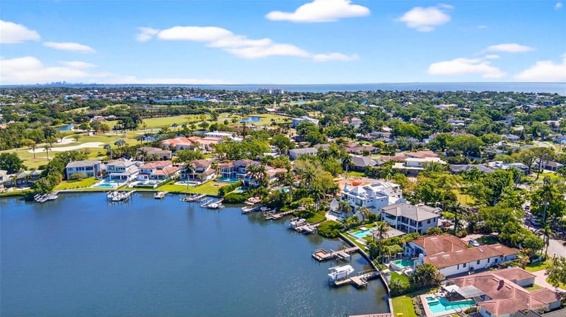 460 Coffee Pot Riviera, St Petersburg, FL 33704