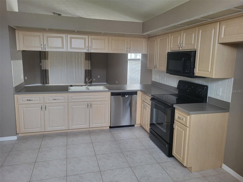 7916 Floradora Dr, New Port Richey, FL 34654