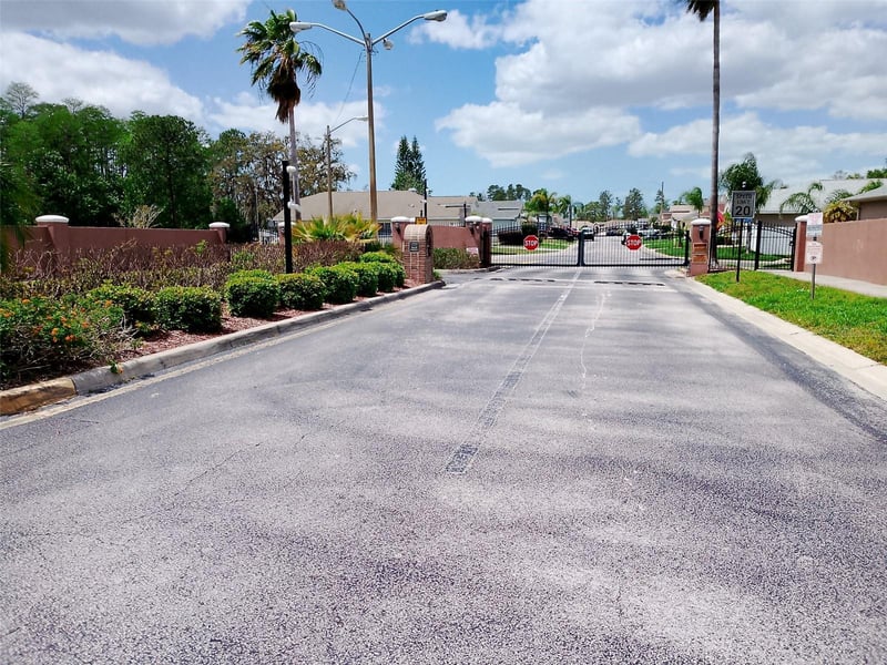 7916 Floradora Dr, New Port Richey, FL 34654