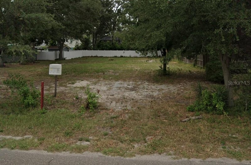 2405 Lois Ave, Tampa, FL 33629