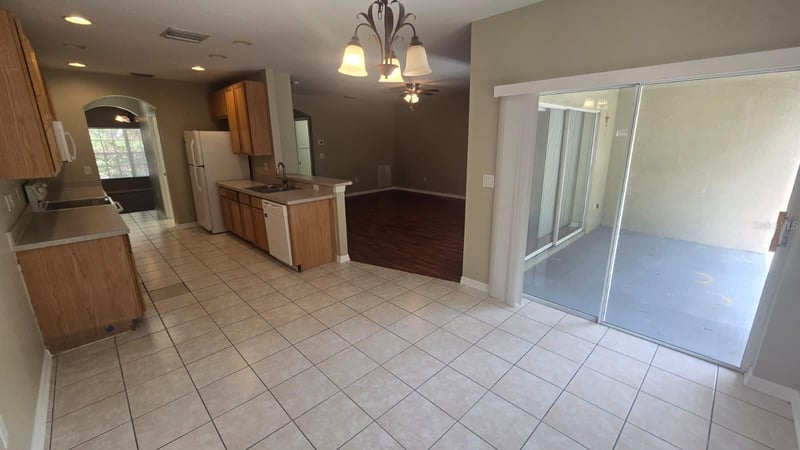 7653 Nottinghill Sky Dr, Apollo Beach, FL 33572