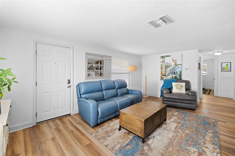 704 69th Ave, Bradenton, FL 34207