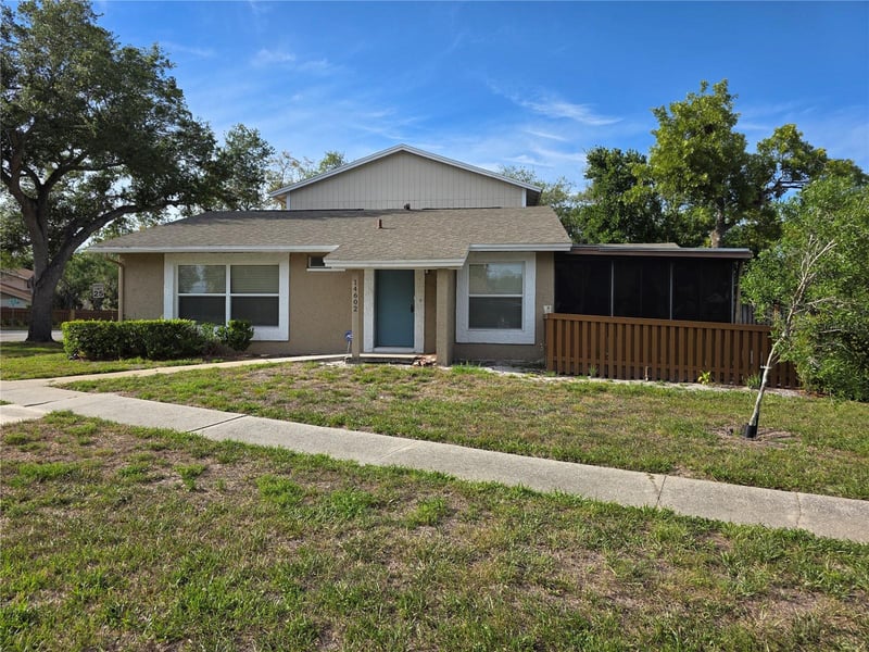 14602 Pine Glen Cir, Lutz, FL 33559