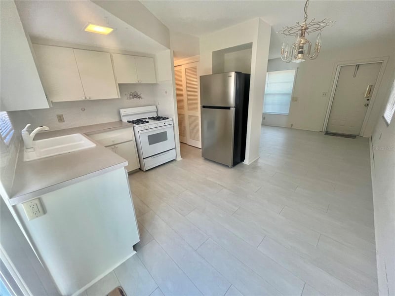 7847 39th Ter, St Petersburg, FL 33709