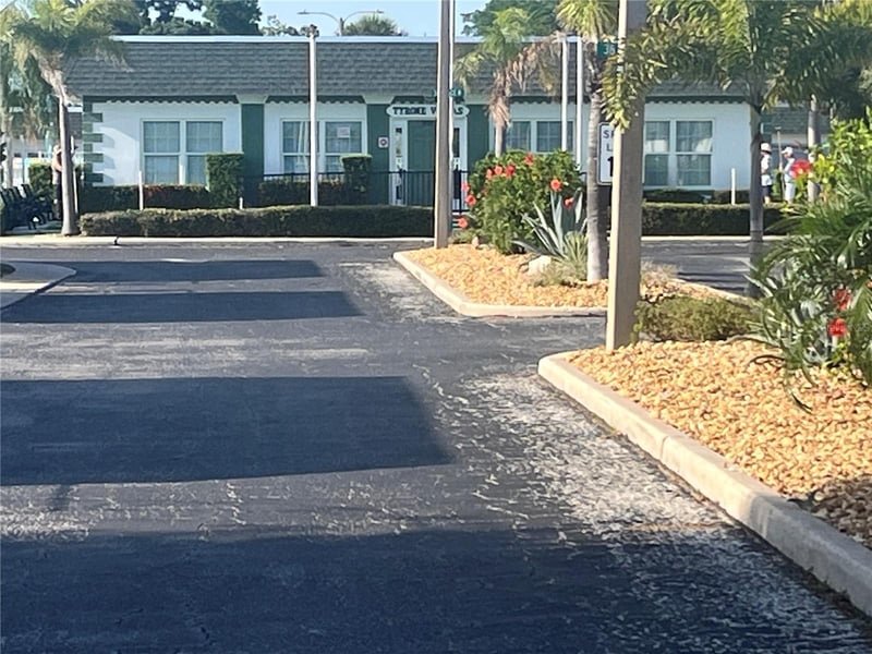 7847 39th Ter, St Petersburg, FL 33709