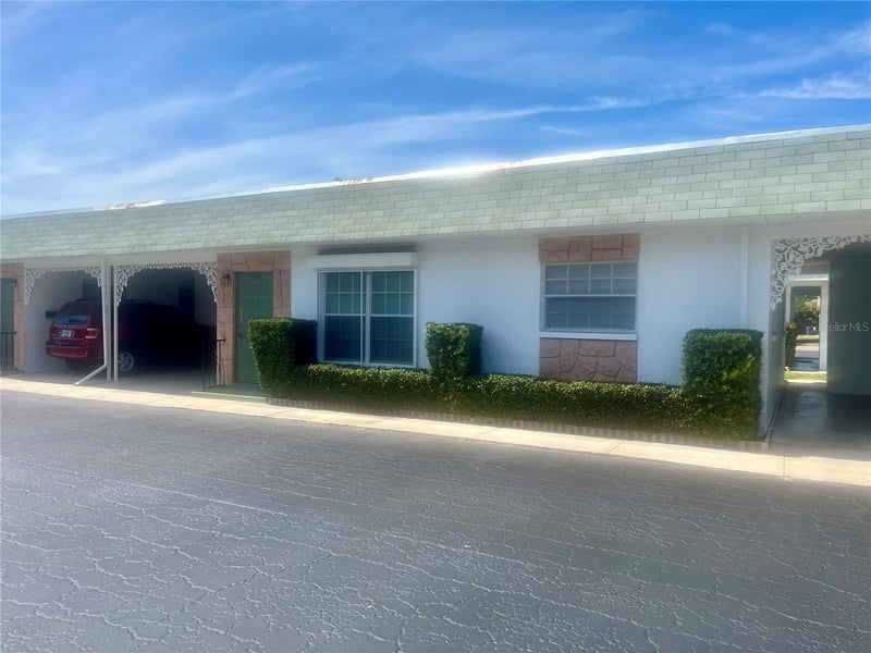 7847 39th Ter, St Petersburg, FL 33709