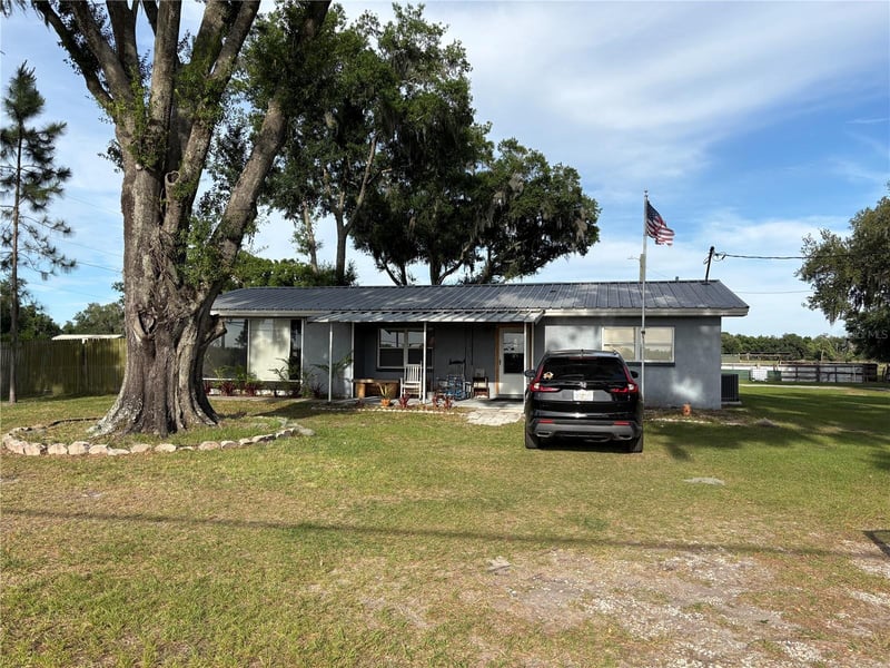 2912 Keysville Rd, Lithia, FL 33547