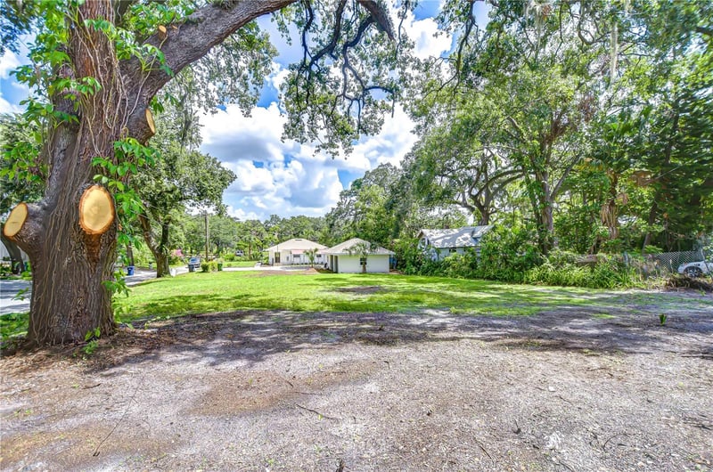 00 Stanley , Tampa, FL 33604