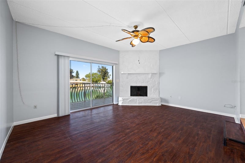 12424 Capri Cir #5, Treasure Island, FL 33706