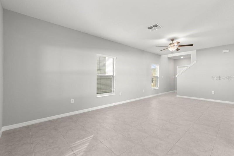 4436 Globe Thistle Dr, Tampa, FL 33619