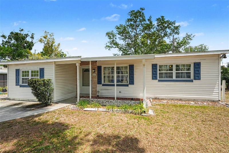 7815 Woodlynne Ave, Tampa, FL 33614