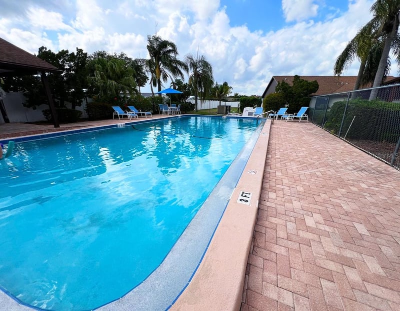 2031 Dover Ct, Oldsmar, FL 34677
