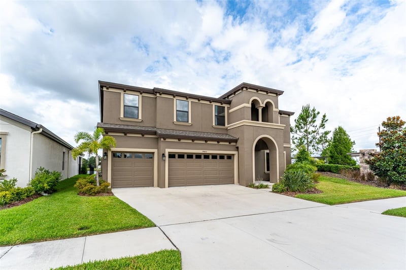 14403 Woodland Spur Dr, Lithia, FL 33547