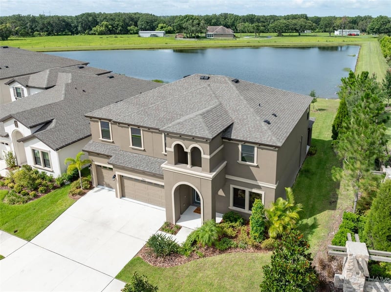 14403 Woodland Spur Dr, Lithia, FL 33547