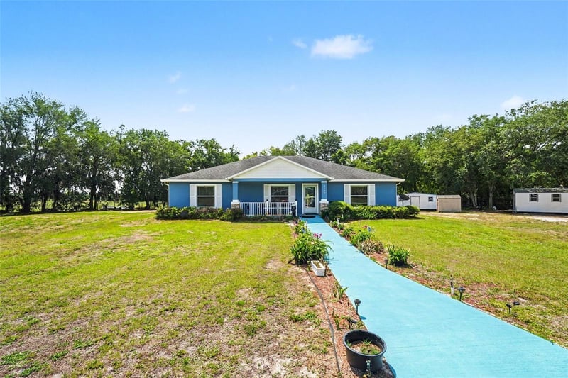3147 Sydney Dover Rd, Dover, FL 33527