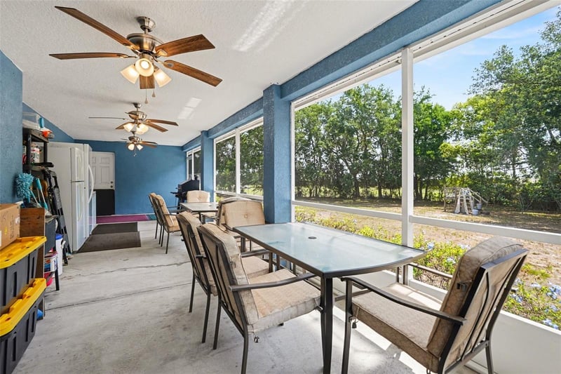 3147 Sydney Dover Rd, Dover, FL 33527