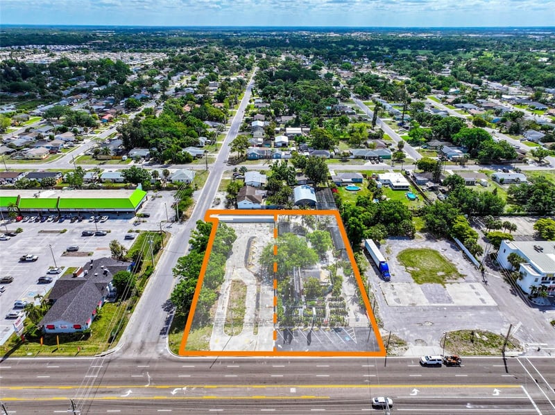 6605 14th St, Bradenton, FL 34207
