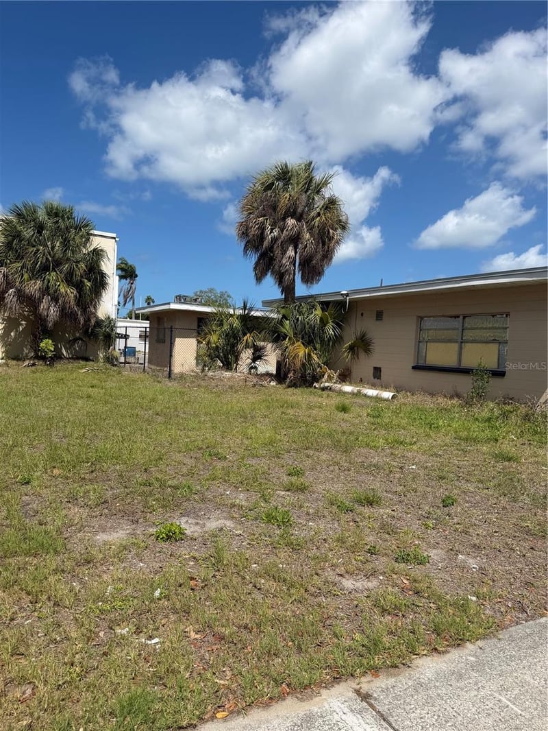 1104 North Garden Ave, Clearwater, FL 33755