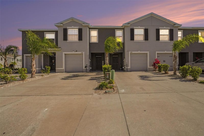 16180 Glowing Grove Ave, Odessa, FL 33556