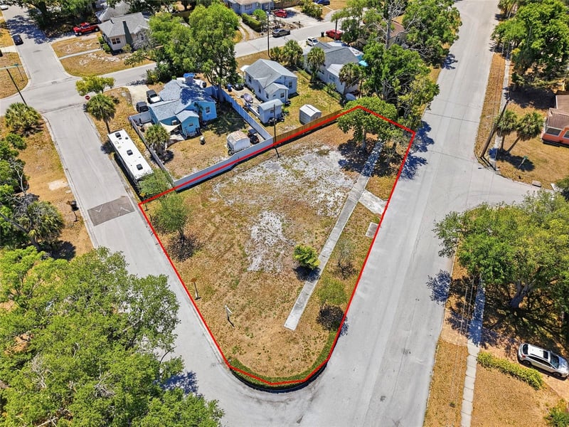 4716 Iris St, St Petersburg, FL 33714