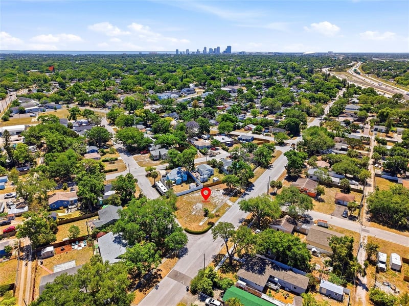 4716 Iris St, St Petersburg, FL 33714