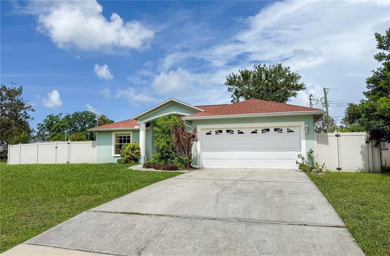 29708 69th St, Clearwater, FL 33761