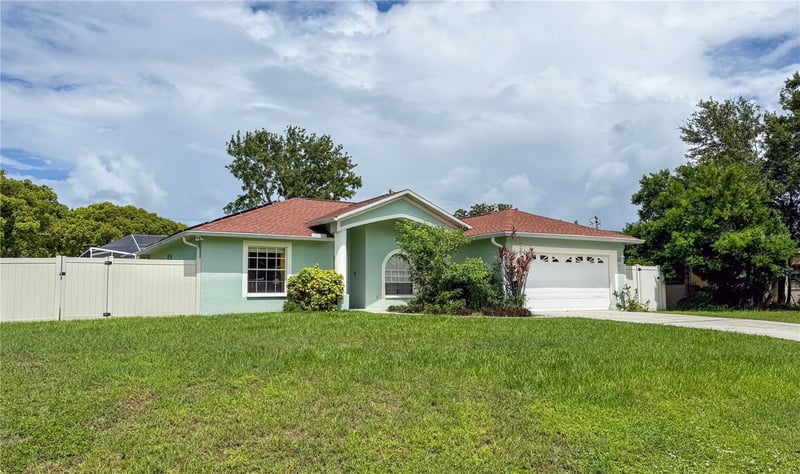 29708 69th St, Clearwater, FL 33761