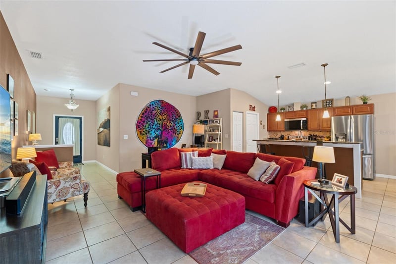 1111 38th St, Bradenton, FL 34205