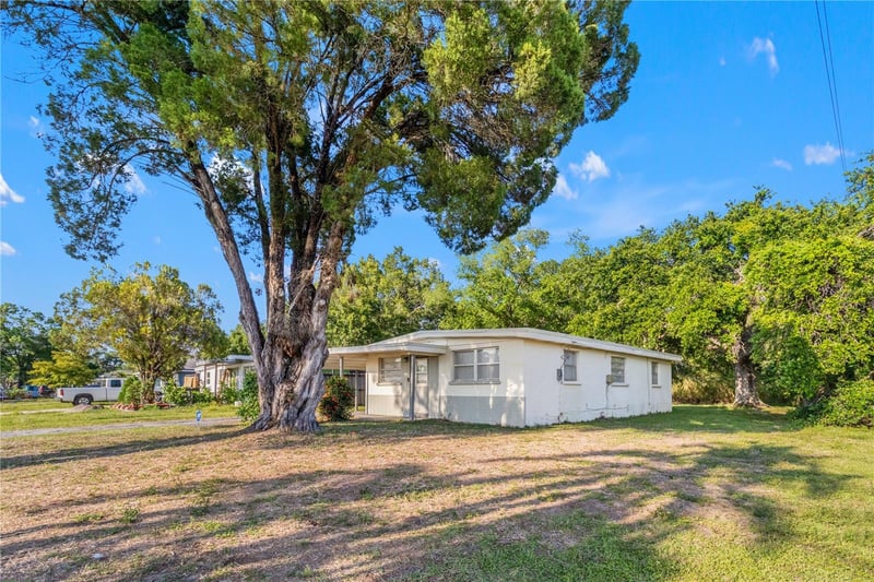 1421 14th St, Bradenton, FL 34208