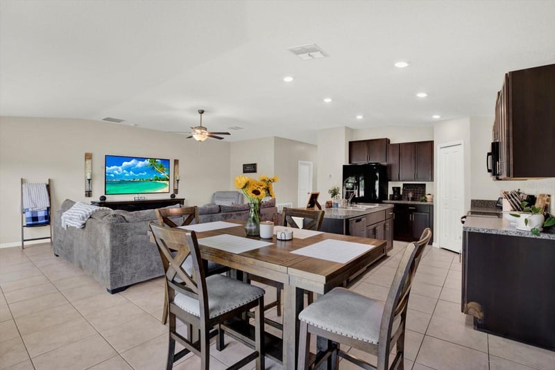 4475 Eternal Prince Dr, Sun City Center, FL 33573