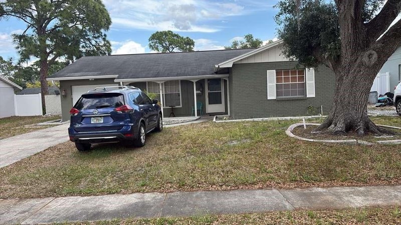 6609 Ambassador Dr, Tampa, FL 33615