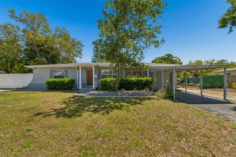 4526 Yardley Ave, St Petersburg, FL 33713