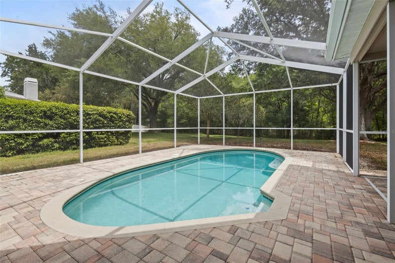 18543 Bittern Ave, Lutz, FL 33558