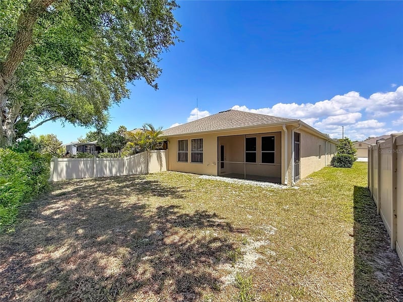 1027 Orca Ct, Holiday, FL 34691