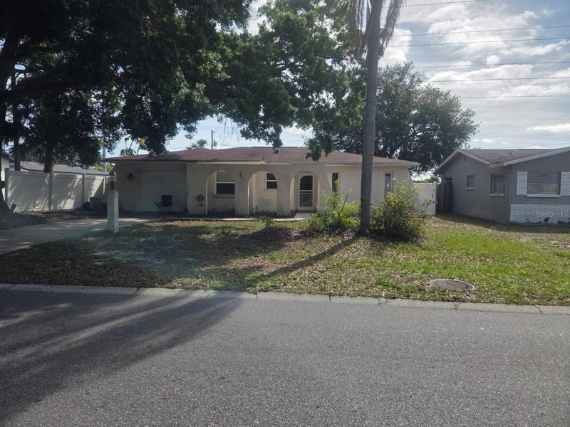 30205 69th St, Clearwater, FL 33761
