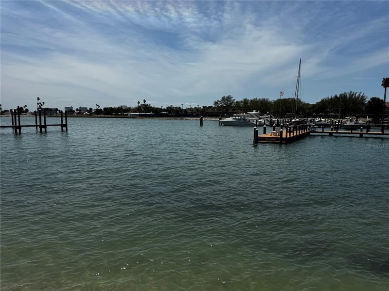 10365 Paradise Blvd #9, Treasure Island, FL 33706