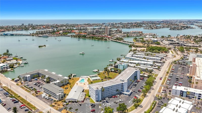 1868 Shore Dr #503, South Pasadena, FL 33707