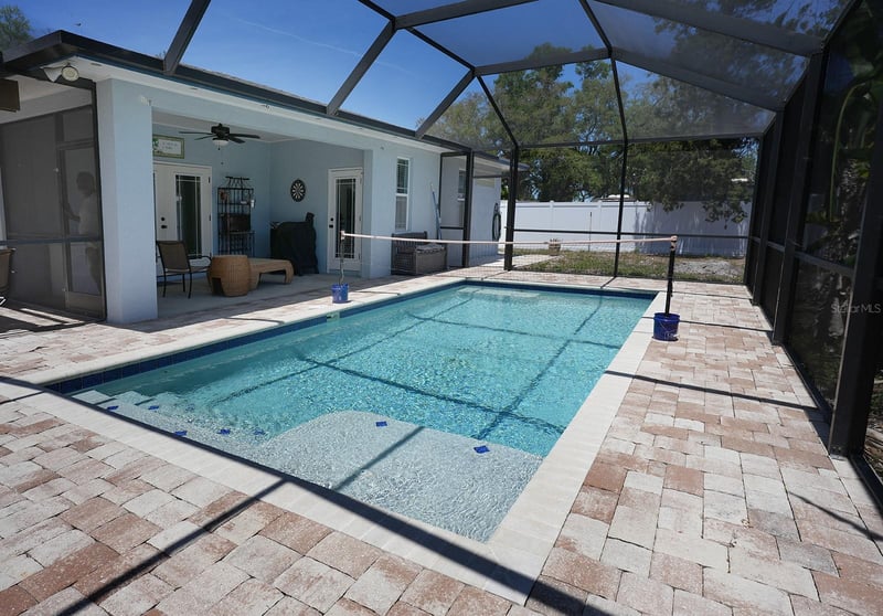 12119 Murray Ave, Seminole, FL 33778